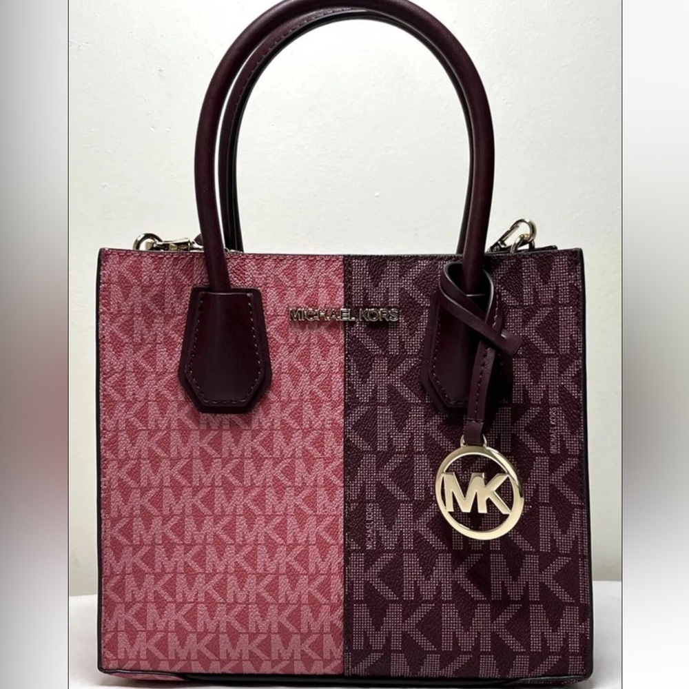 Michael KORS MERCER TWO-TONED OXBLOOD MEDIUM-SIZE LOGO CROSSBODY